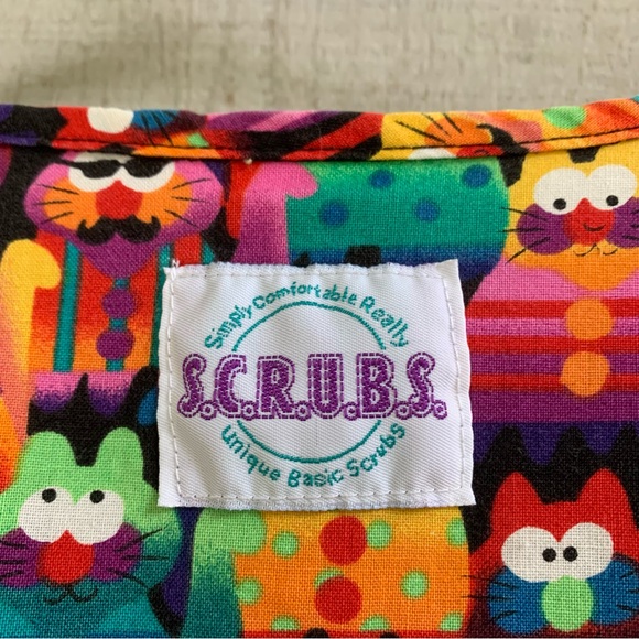 Neon Cat Scrub Top | S.C.R.U.B.S. | Size Large - Picture 5 of 6
